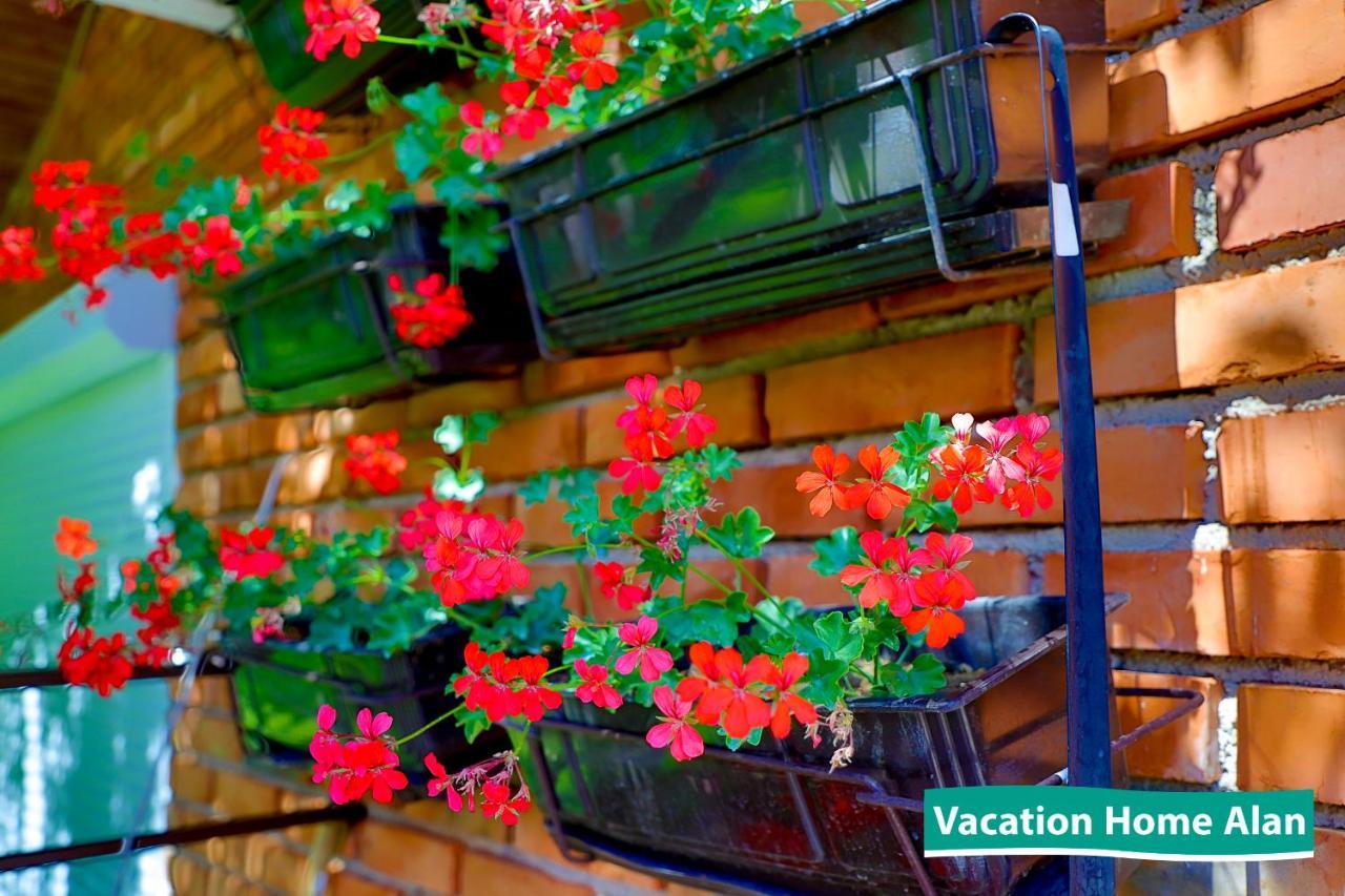 Vacation Home Alan 2 Kulen Vakuf Bagian luar foto