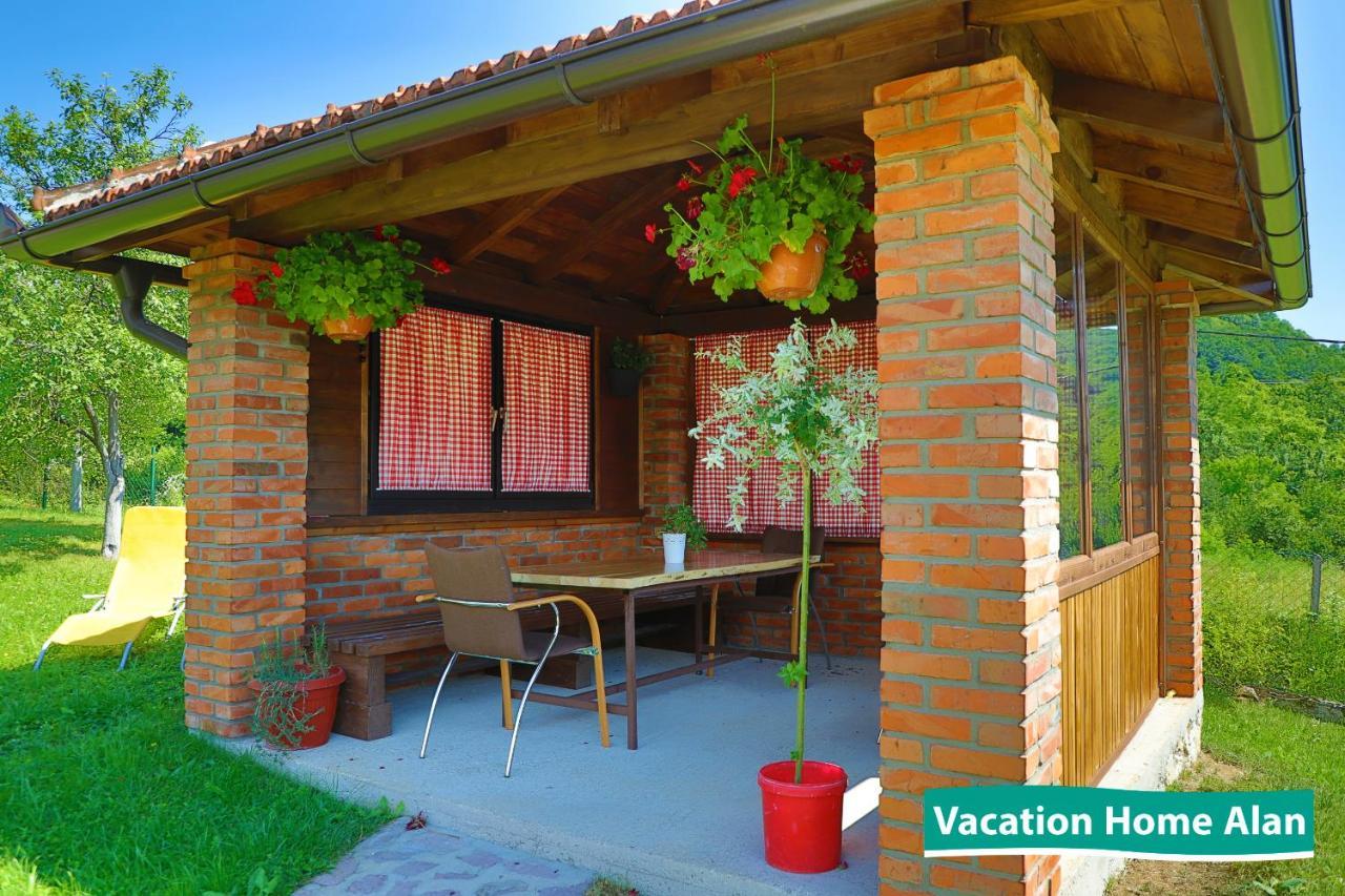 Vacation Home Alan 2 Kulen Vakuf Bagian luar foto