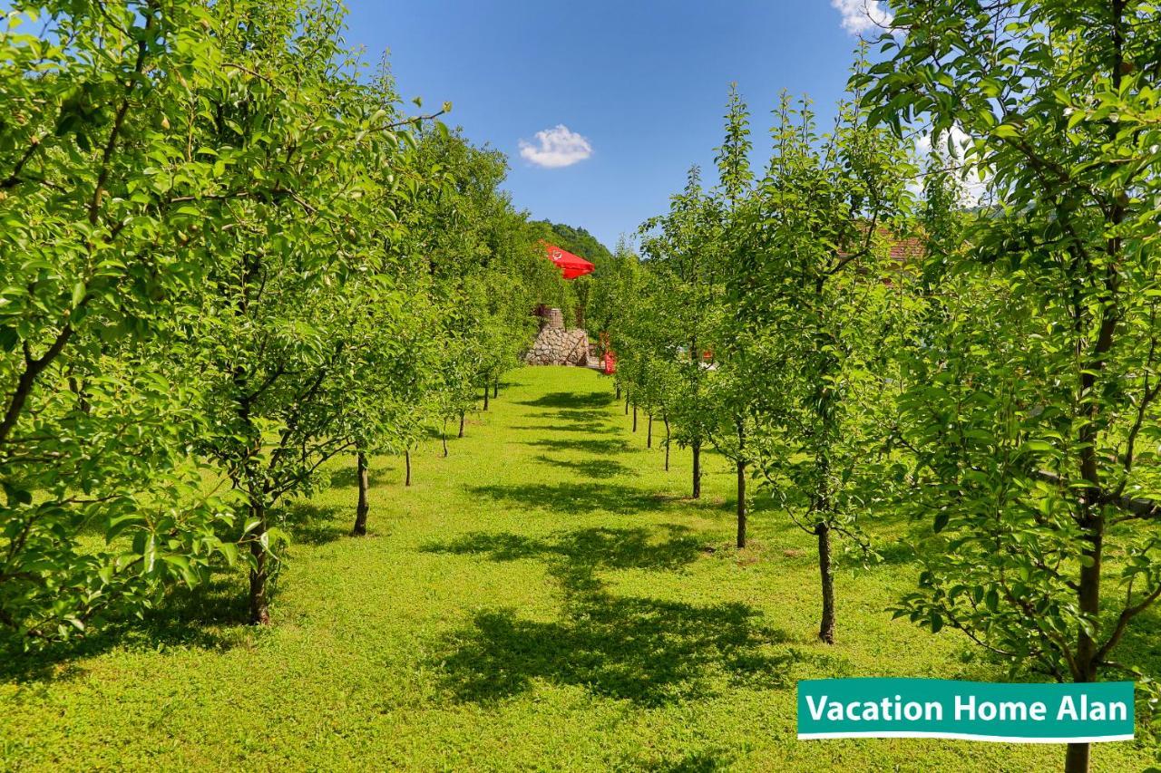 Vacation Home Alan 2 Kulen Vakuf Bagian luar foto