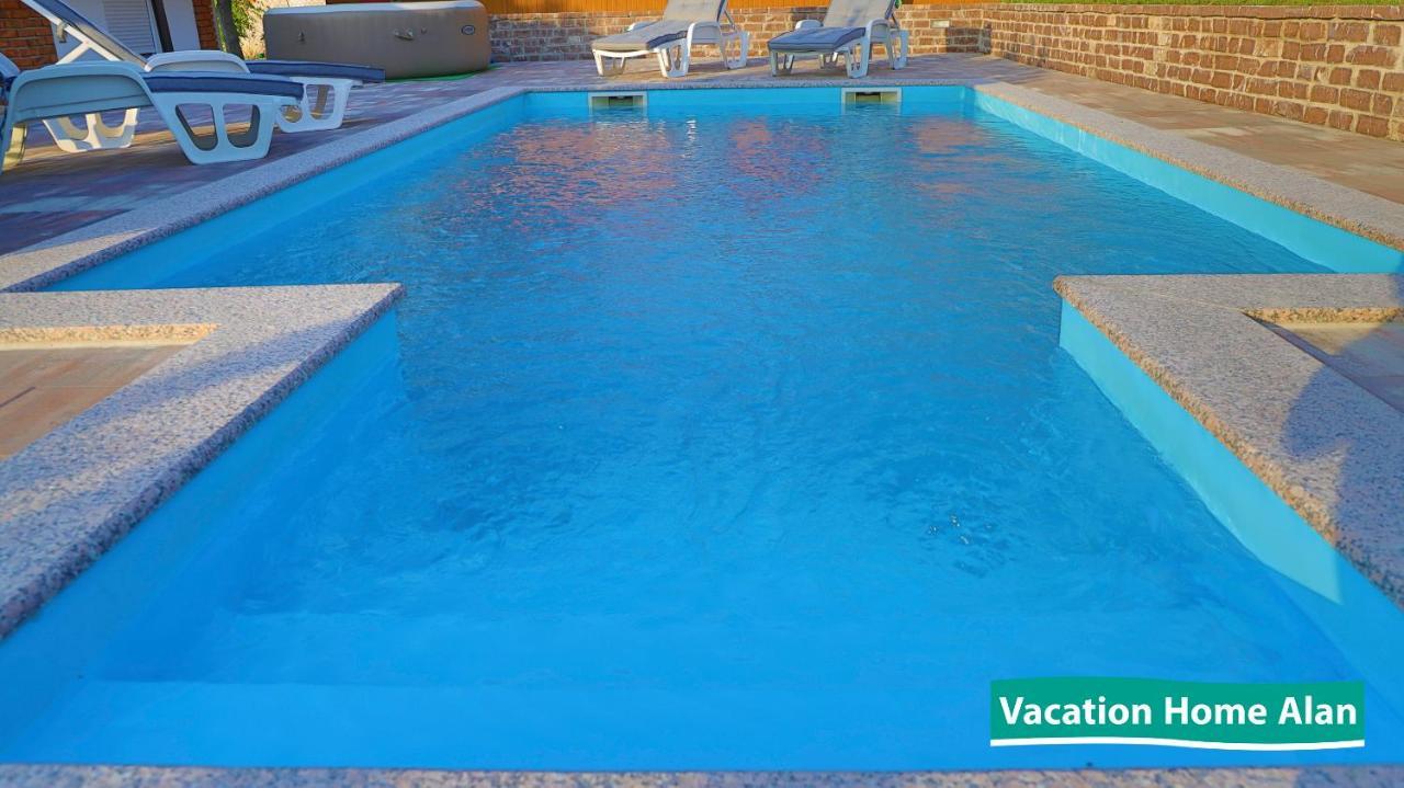 Vacation Home Alan 2 Kulen Vakuf Bagian luar foto