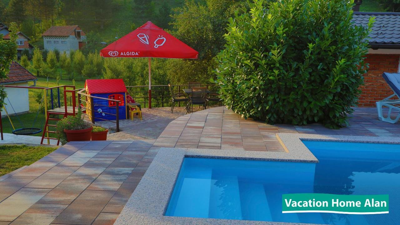Vacation Home Alan 2 Kulen Vakuf Bagian luar foto