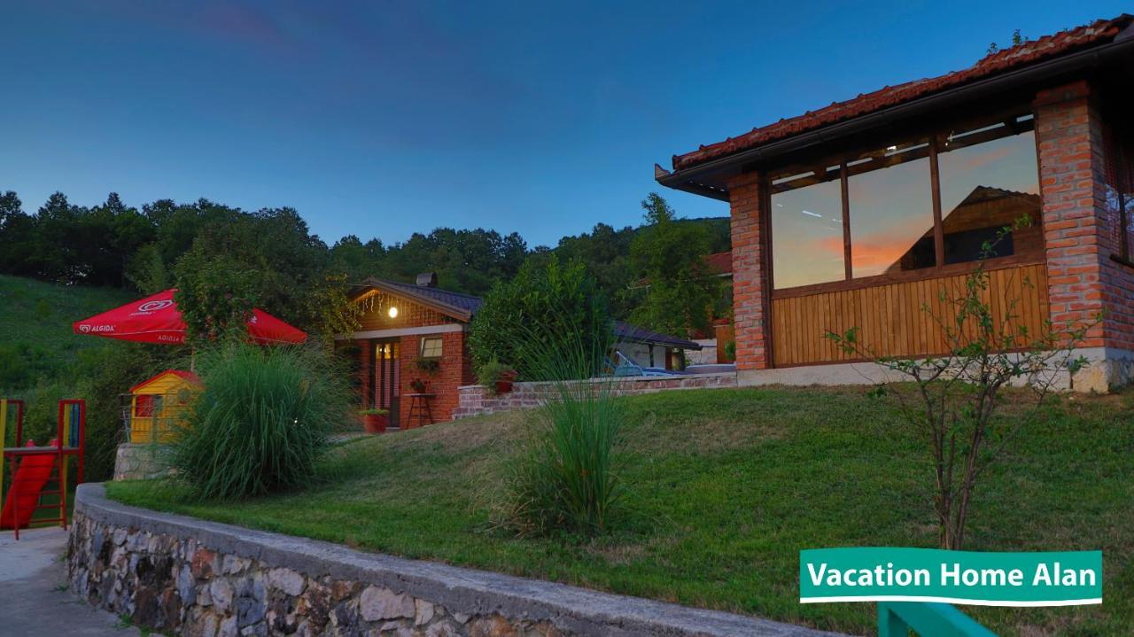 Vacation Home Alan 2 Kulen Vakuf Bagian luar foto