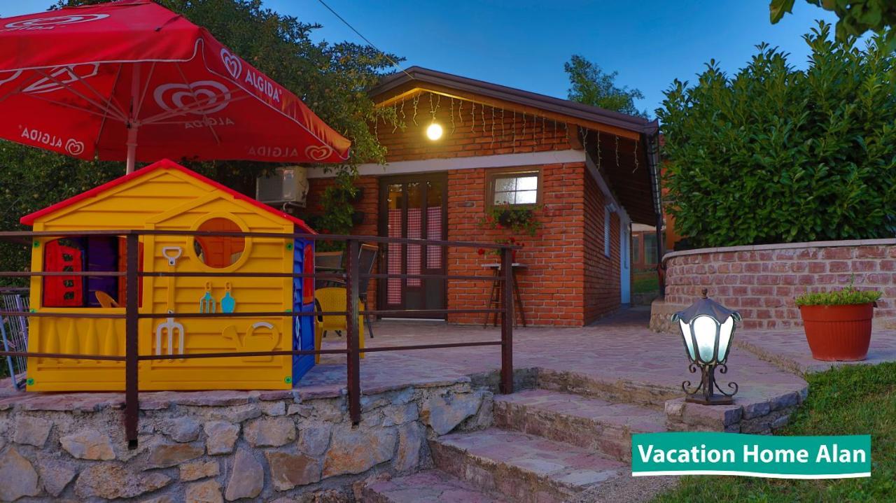 Vacation Home Alan 2 Kulen Vakuf Bagian luar foto