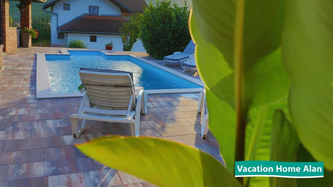 Vacation Home Alan 2 Kulen Vakuf Bagian luar foto