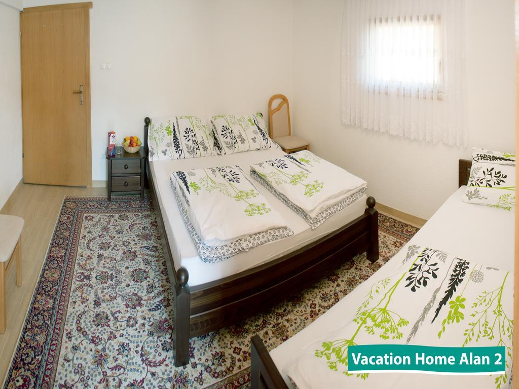 Vacation Home Alan 2 Kulen Vakuf Bagian luar foto
