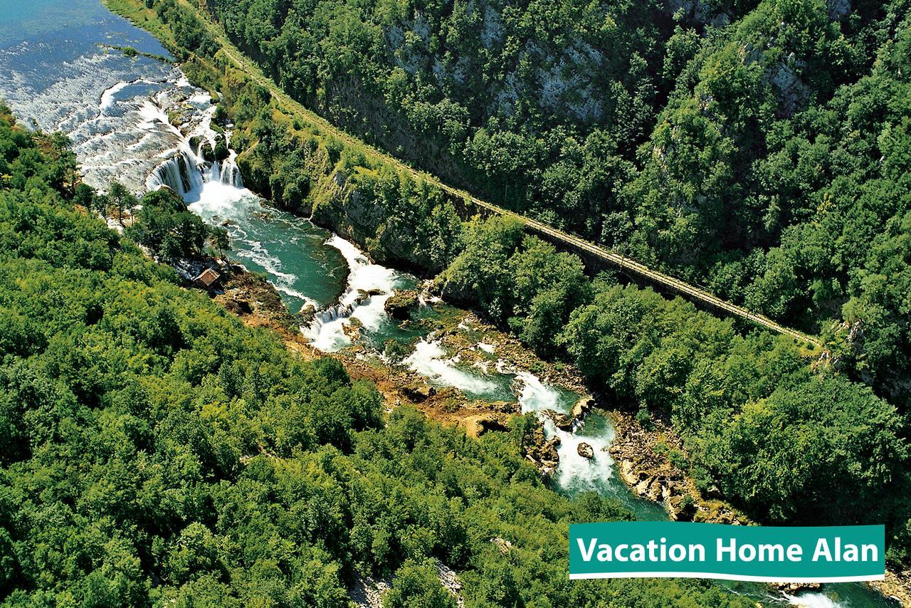 Vacation Home Alan 2 Kulen Vakuf Bagian luar foto