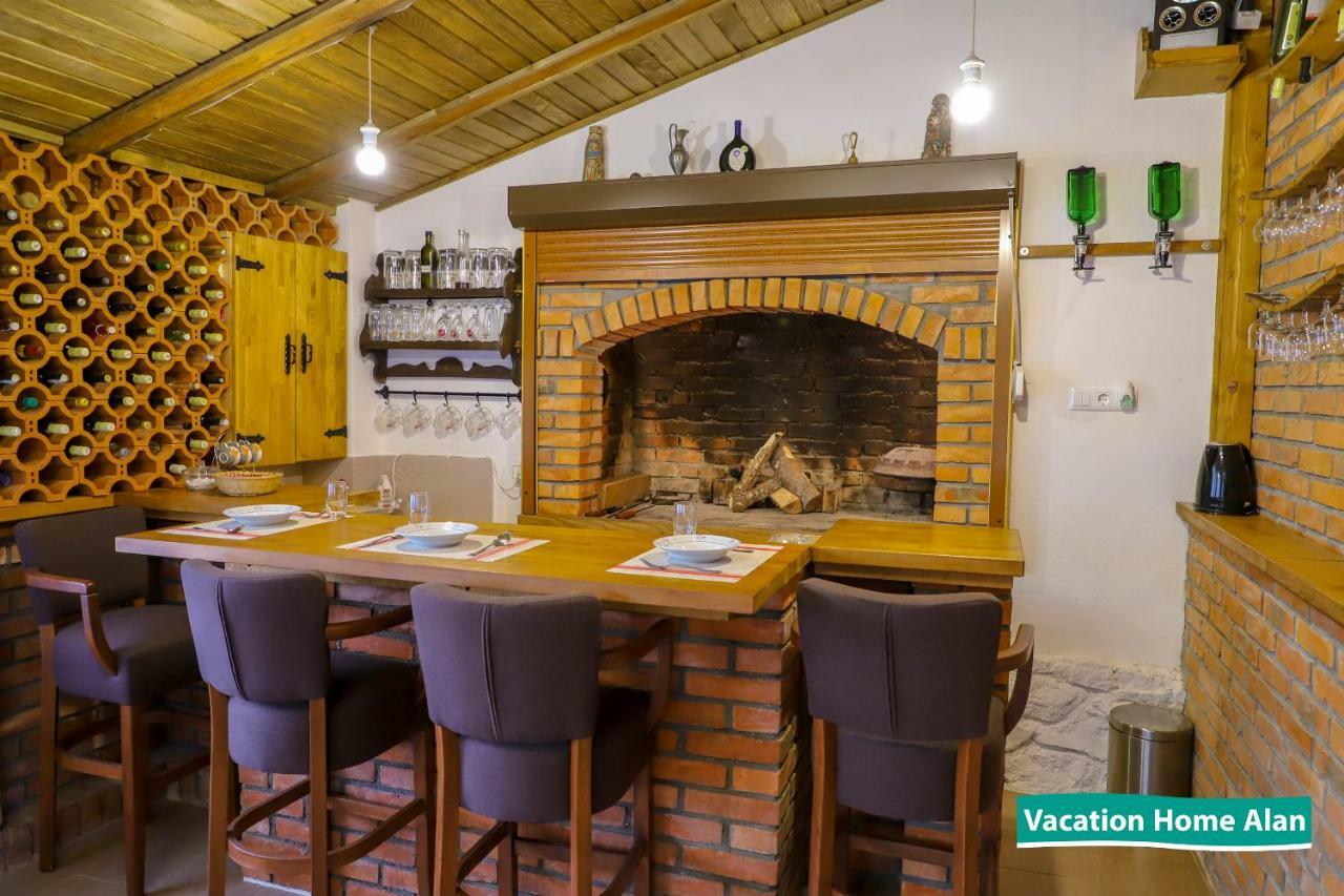 Vacation Home Alan 2 Kulen Vakuf Bagian luar foto